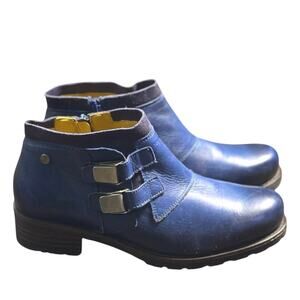 Jafa Blue Distressed Leather Buckle Ankle Booties
